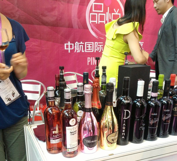 葡萄酒愛好者對圖爾桑葡萄酒表現濃厚的興趣